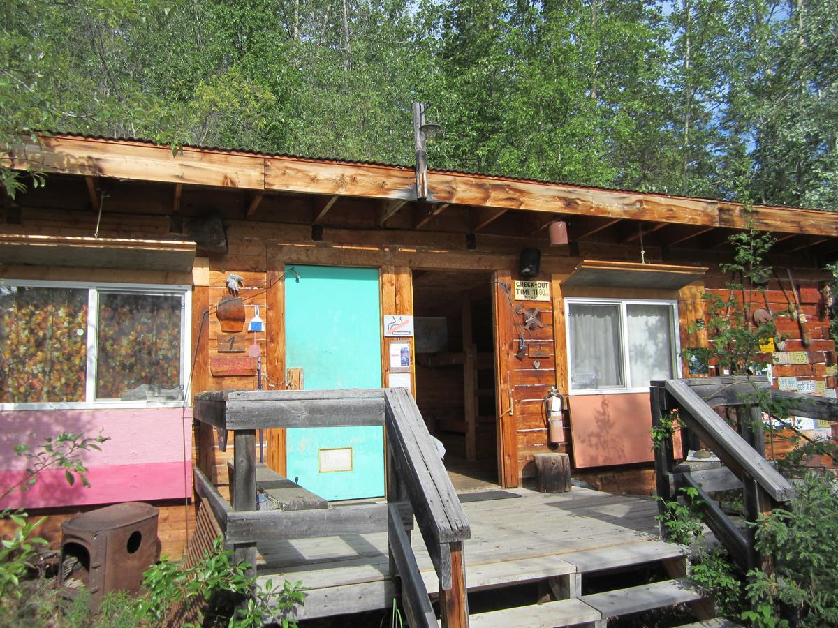 Dawson City River Hostel Eksteriør billede